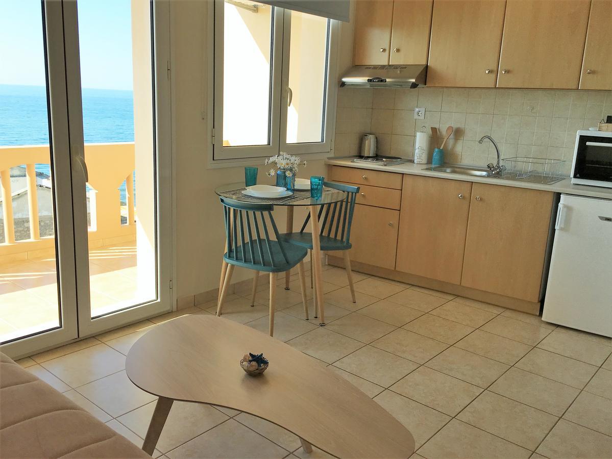 העיירה רתימנו Koumpe Blue Sea View Apartment מראה חיצוני תמונה