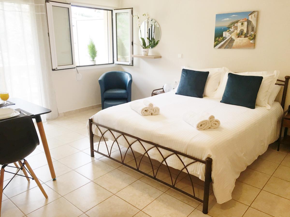 העיירה רתימנו Koumpe Blue Sea View Apartment מראה חיצוני תמונה