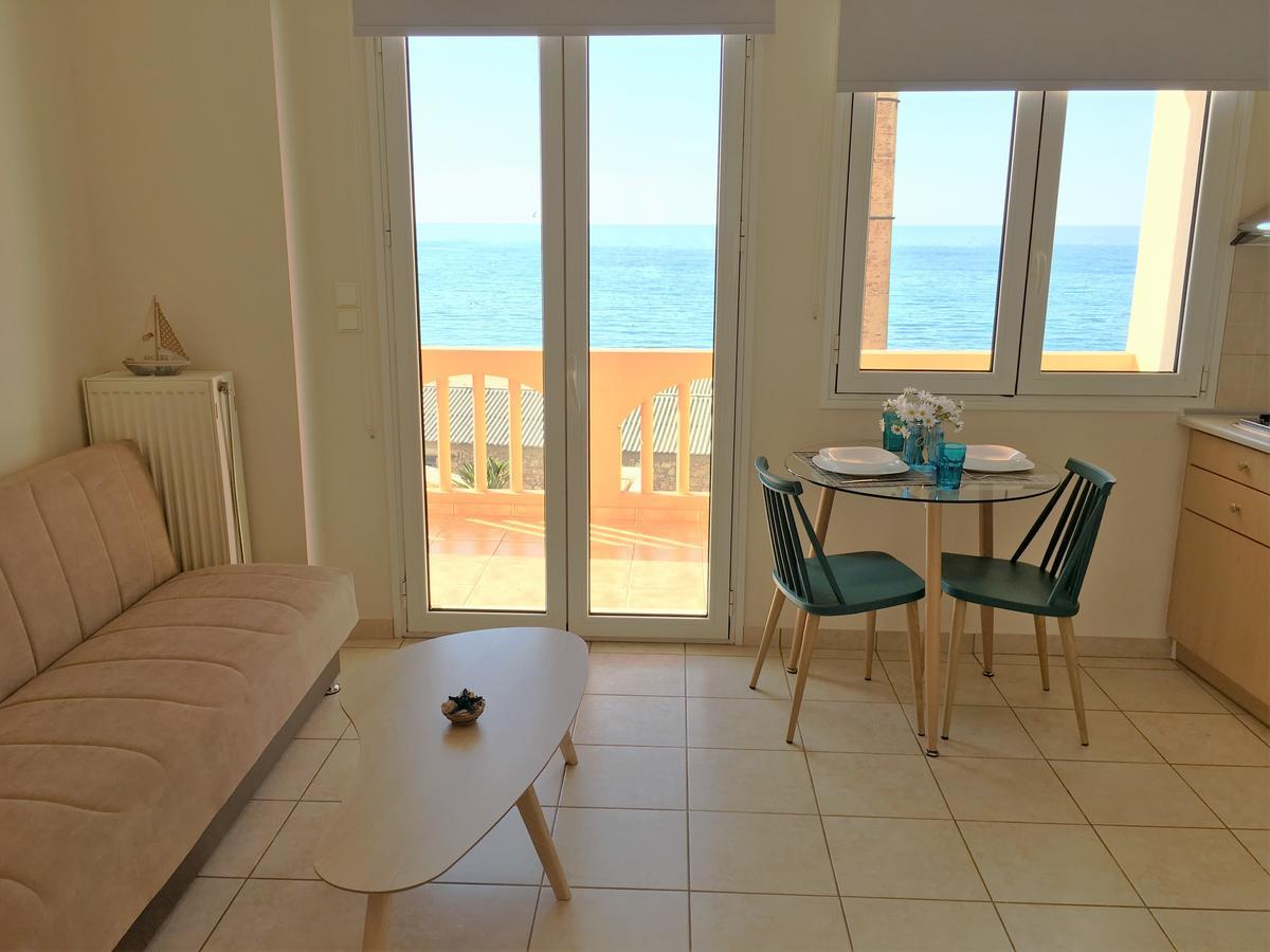 העיירה רתימנו Koumpe Blue Sea View Apartment מראה חיצוני תמונה